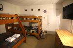Bunk room with closest in Ski Vacation Condo